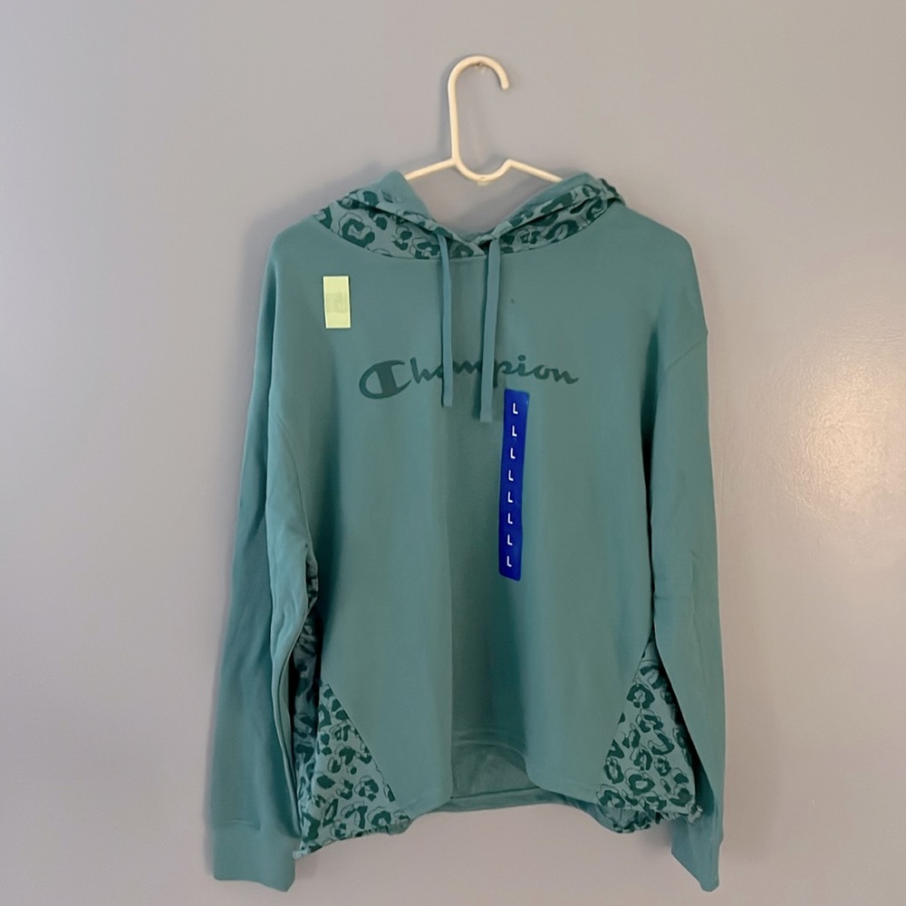 New With Tags Ladies Large Champion Hoodie